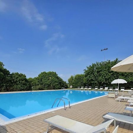 Wendy Apartment- Twobedroom & Pool & Parkprivatefree & Sports Desenzano del Garda Luaran gambar