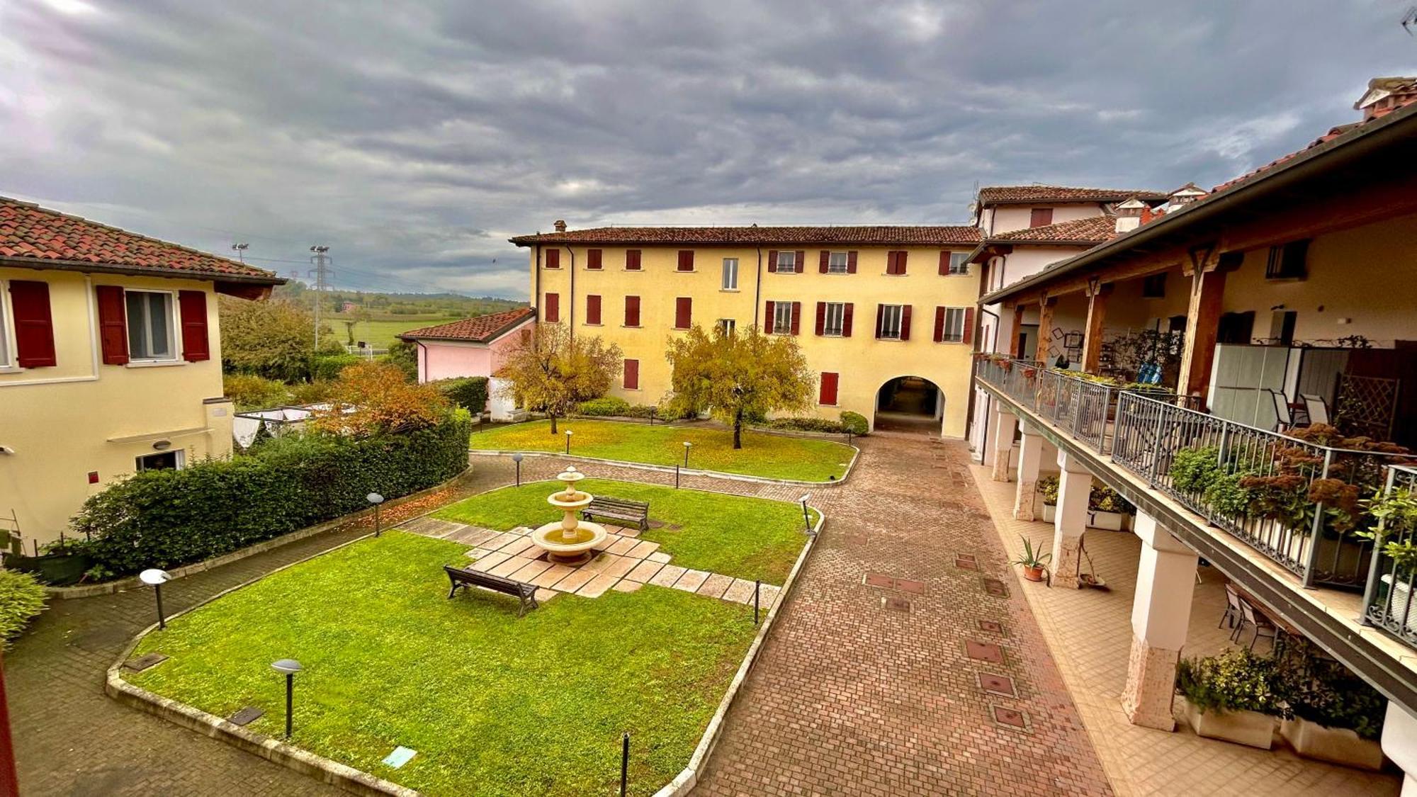 Wendy Apartment- Twobedroom & Pool & Parkprivatefree & Sports Desenzano del Garda Luaran gambar