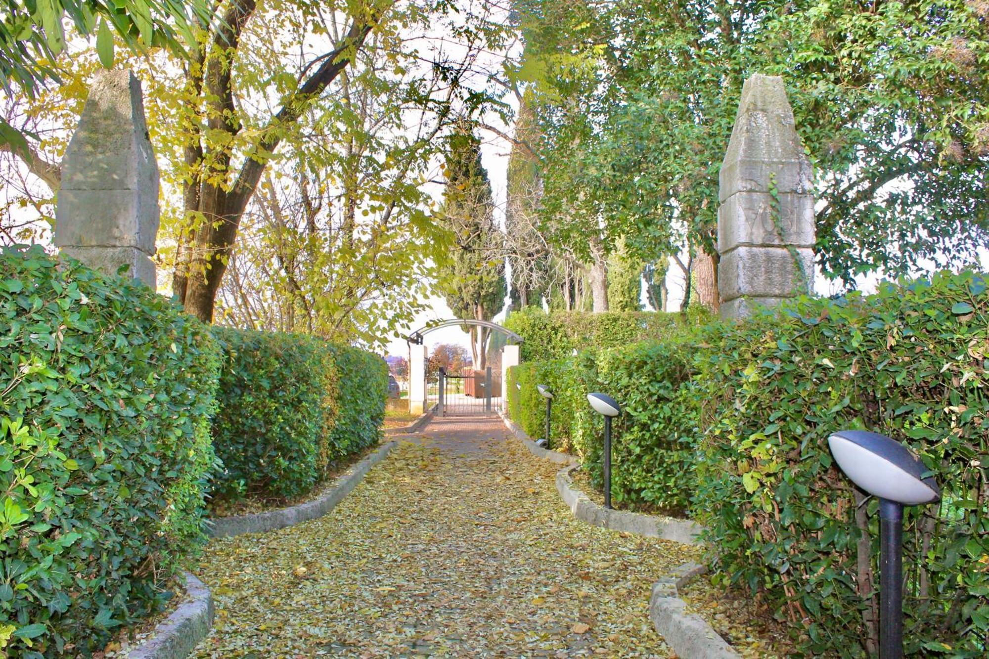Wendy Apartment- Twobedroom & Pool & Parkprivatefree & Sports Desenzano del Garda Luaran gambar